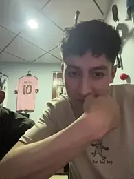 Stiven_017 webcam stripchat model stream image