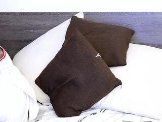 Lukhas webcam model stream image