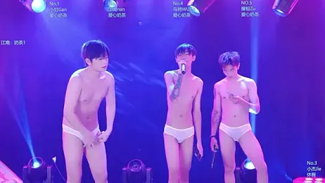 AOA-Four webcam stripchat model stream image
