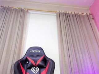 aleja-hill webcam model stream image