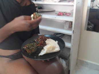 Finesexy webcam model stream image