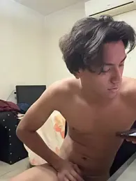 EmilianoPerex webcam model stream image