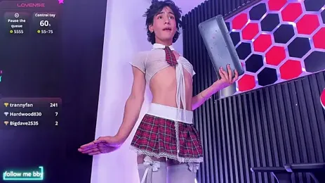 SantyFoxxs webcam model stream image