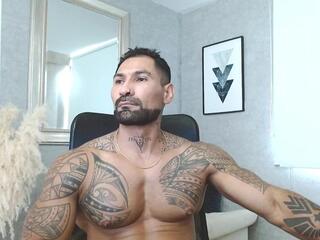 Rogers P webcam model stream image