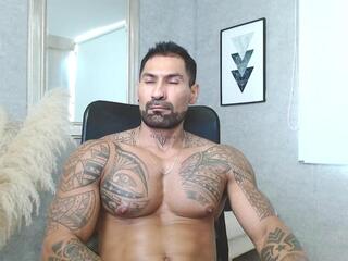 Rogers P webcam model stream image