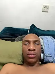 Phoenixxxx01 webcam stripchat model stream image