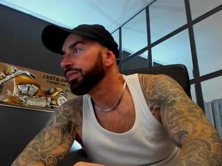 Armand webcam model stream image