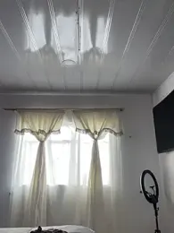 Marianahb-e webcam model stream image