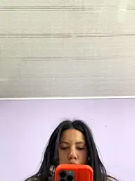 Marianahb-e webcam model stream image