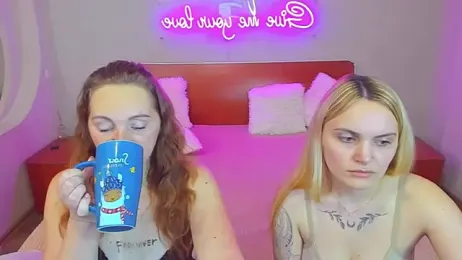 MagicEyess webcam stripchat model stream image