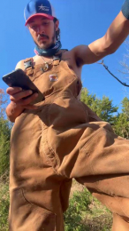 BigDjunior8 webcam model stream image