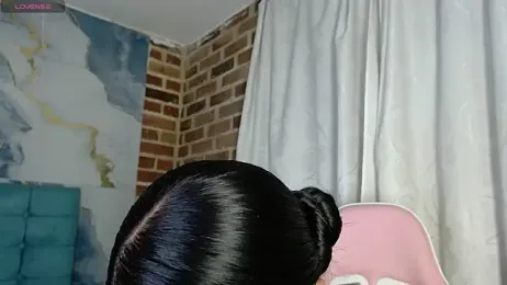 ailyngg webcam stripchat model stream image