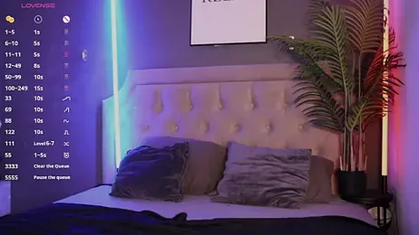 MiuMiuSasha webcam model stream image