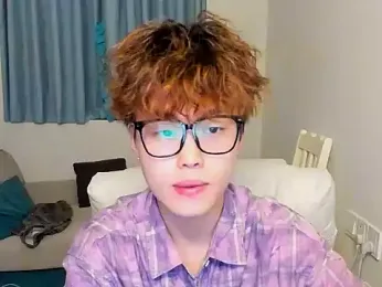 L1kuto webcam model stream image