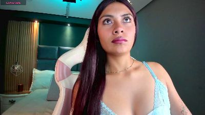 MilaRoses webcam model stream image