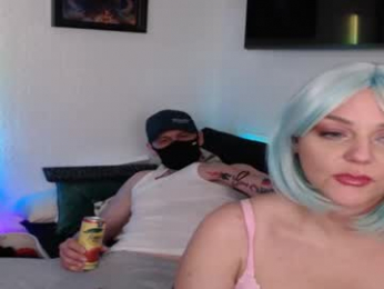 cumguzzlingskank webcam model stream image