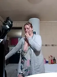 Mommygetnaughty webcam model stream image