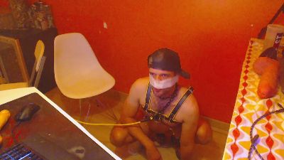 SneakerDirty webcam model stream image