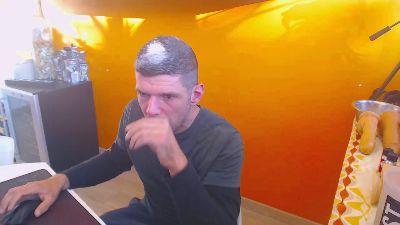 SneakerDirty webcam model stream image