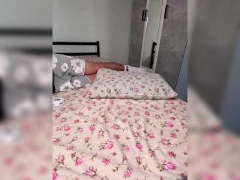 LuxPorn webcam bongacams model stream image