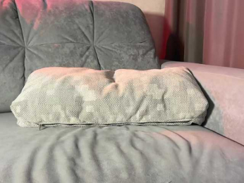 MillyMillya webcam model stream image