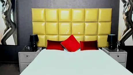 KiraLeila webcam stripchat model stream image