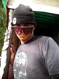 spittingpig1 webcam model stream image