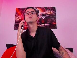 Ethan Sai webcam model stream image