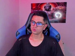 Ethan Sai webcam flirt4free model stream image