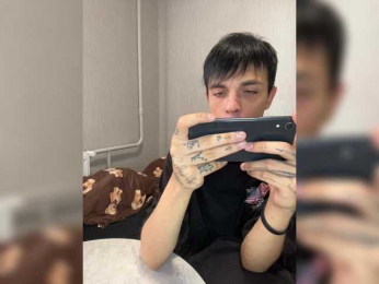 blueberry_pie webcam model stream image