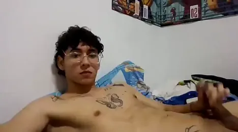 Dillom420 webcam model stream image