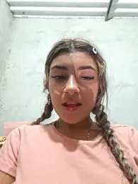 Sweed-virgin-pussy webcam model stream image