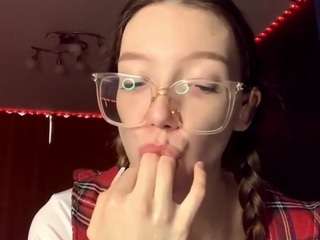 taylornivala webcam model stream image