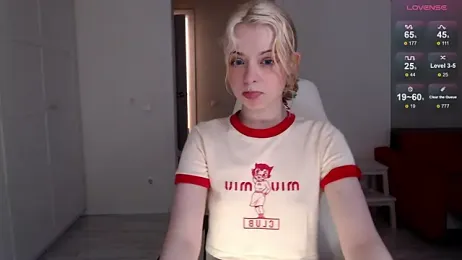 KatieMelone webcam model stream image