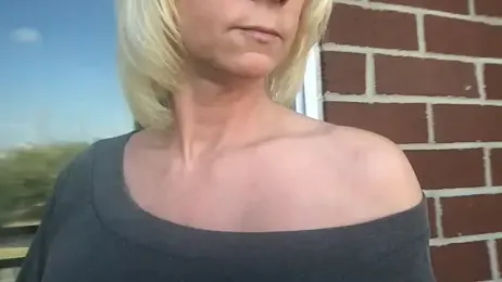 TiffaneyLove webcam model stream image