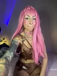 Cinamoonn webcam model stream image