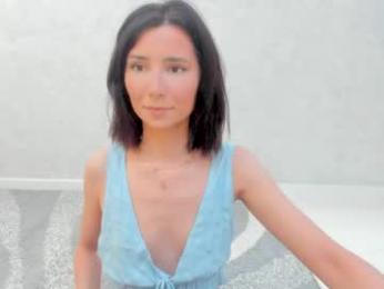crystalnut webcam model stream image
