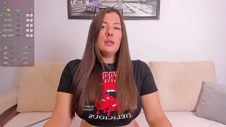 CrazyBeach webcam model stream image