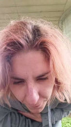 piccolaqueen webcam model stream image