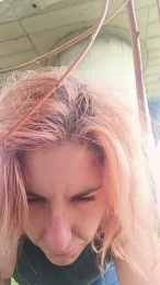 piccolaqueen webcam cam4 model stream image