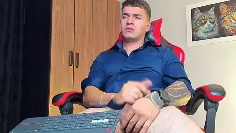 ALPHA_DOMINUS_ webcam model stream image