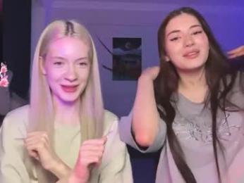 mmkakpoxyi22 webcam model stream image