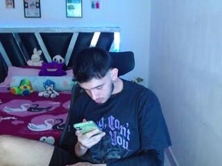 Dante Whitee webcam model stream image
