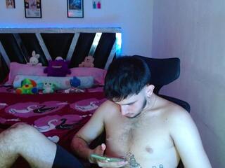 Dante Whitee webcam model stream image