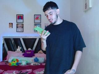 Dante Whitee webcam model stream image