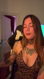 Nay0nay webcam model stream image