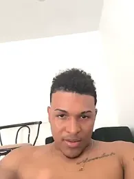 NeyDavid142 webcam model stream image