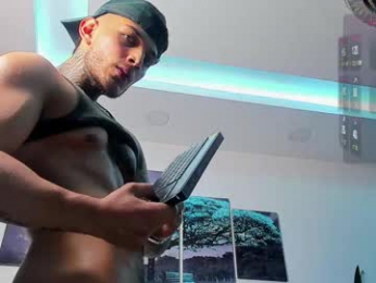 angeel_d035 webcam model stream image