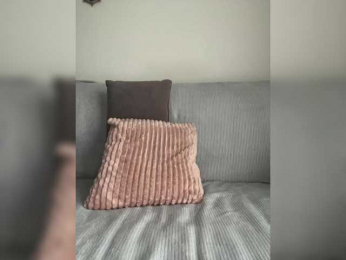 RussAss webcam model stream image