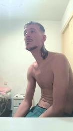 TuuNeenee30 webcam model stream image